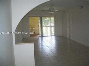 Foto del edificio - 8921 S Hollybrook Blvd