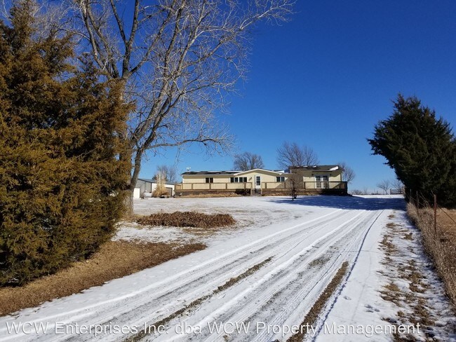 Foto del edificio - 6720 NW Nickell Rd