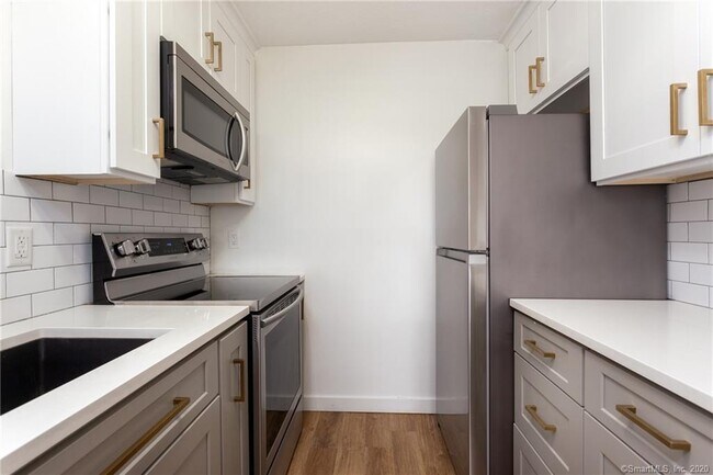 Plano de planta - 188 Flax Hill Rd