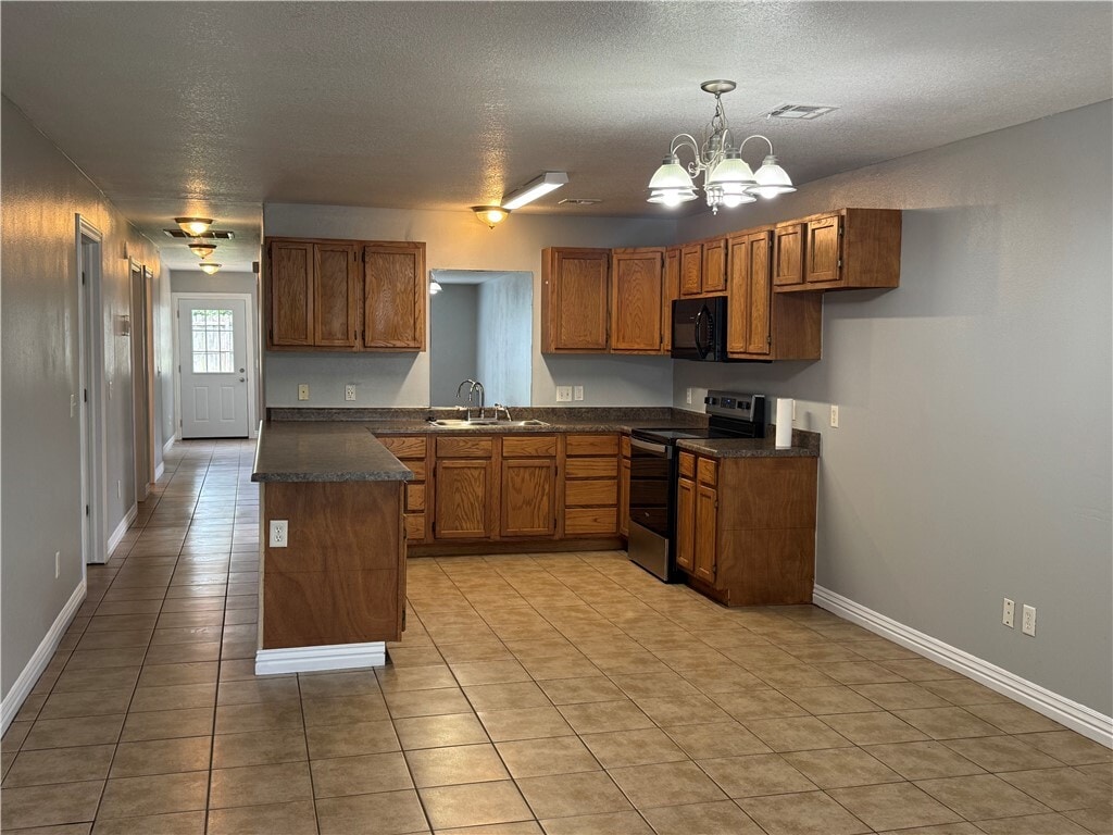 Building Photo - 860 Mockingbird Ln