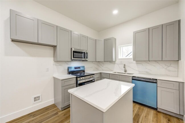 Foto del edificio - 9727 Stedman St