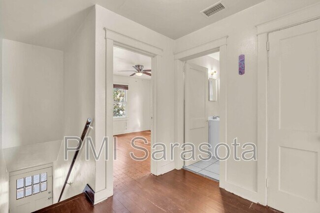 Foto del edificio - 1754 Morrill St