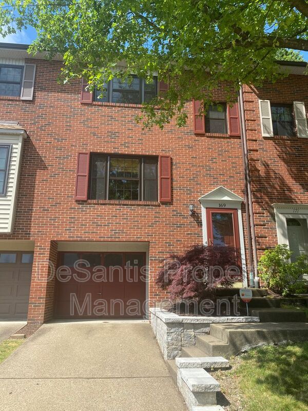 Foto principal - 169 London Towne Dr
