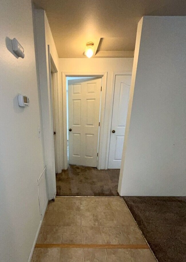 Foto del edificio - 2521 Yew St