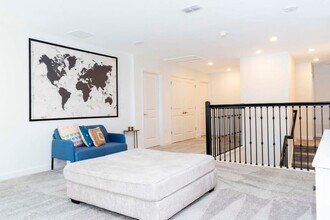 Building Photo - 9202 Sommerset Hills Dr