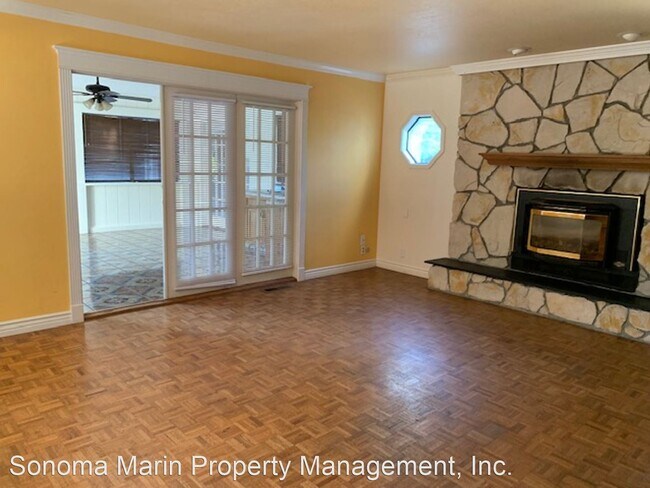 Foto del edificio - 7 br, 3 bath House - 4429 Fairway Drive