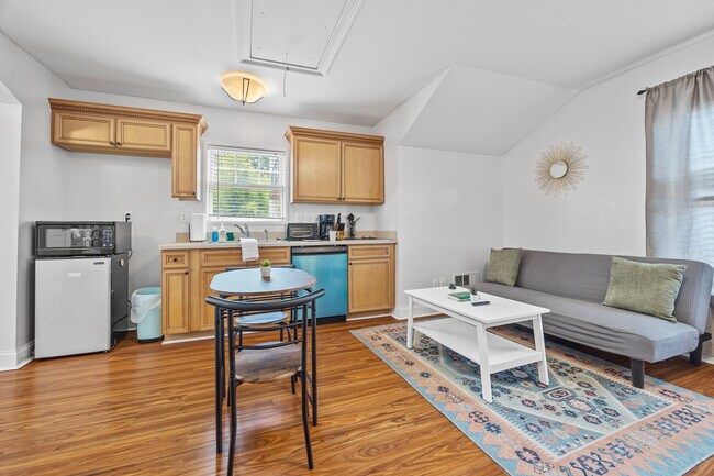 Foto del edificio - 1267 Atlantic Dr NW