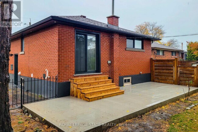 Photo du bâtiment - 53 Winchester Blvd