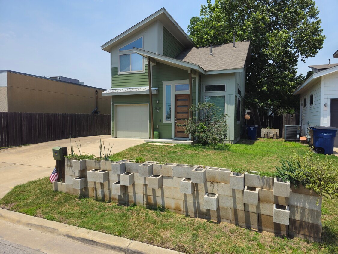 Foto principal - 8500 Bowling Green Dr