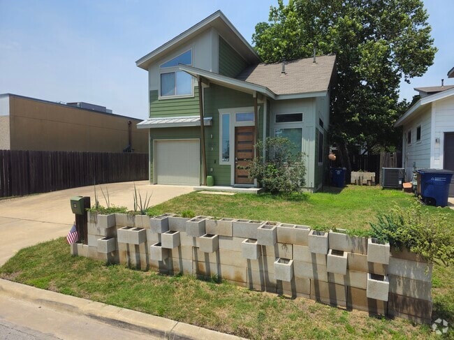 Building Photo - 8500 Bowling Green Dr