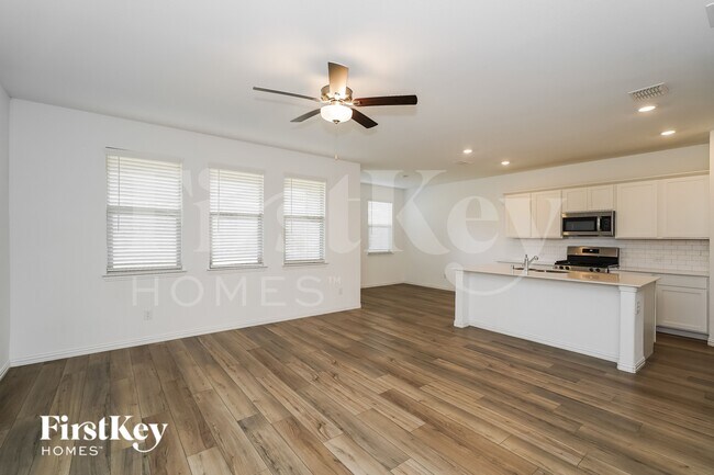 Foto del edificio - 2524 Goodrich Rd