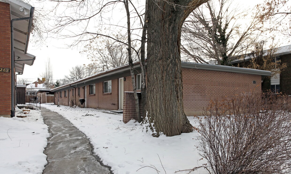 Building Photo - 2263 S 800 E