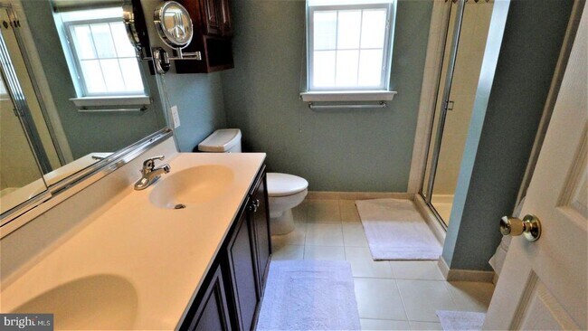 Foto del edificio - 3207 Davinci Dr