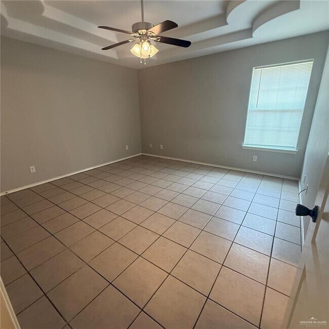 Foto del edificio - 3107 Carson St
