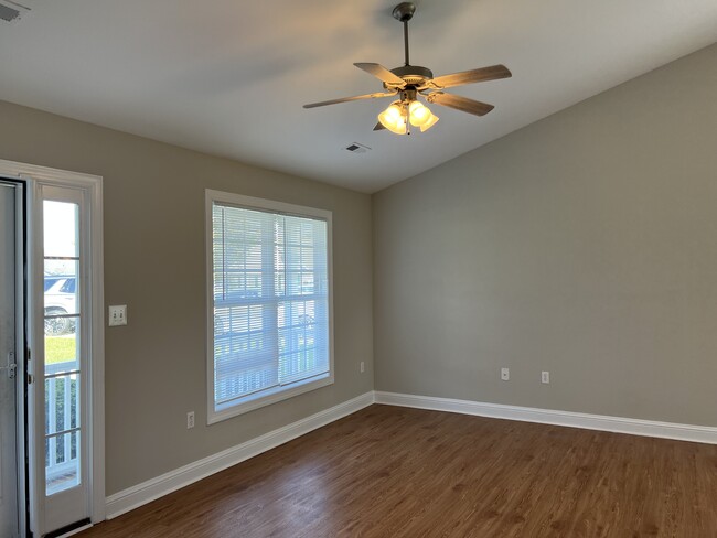 Living Room - 1117 Crescent Meadows Dr