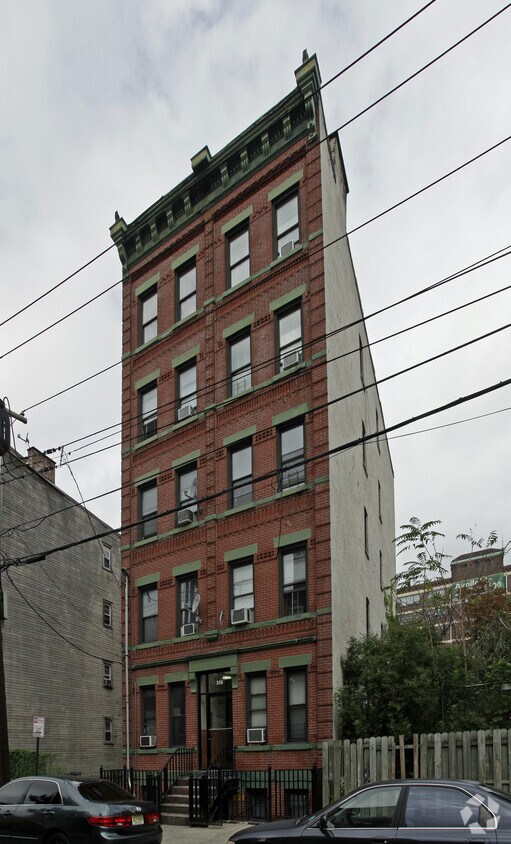 Foto principal - 208 15th St