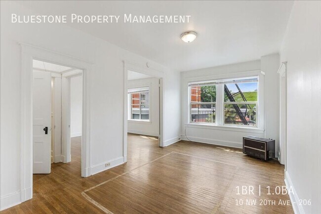 Foto del edificio - 10 NW 20th Ave.