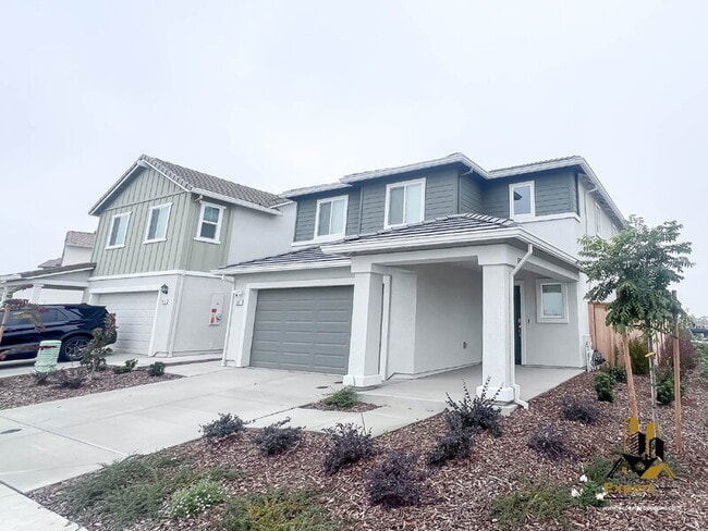 Building Photo - 2081 Blue Star Dr