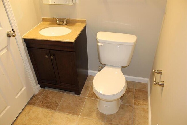 Foto del edificio - 23446 Calvin St