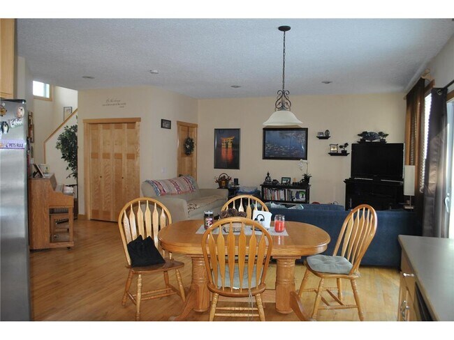 Foto del edificio - 2214 Hanley Rd