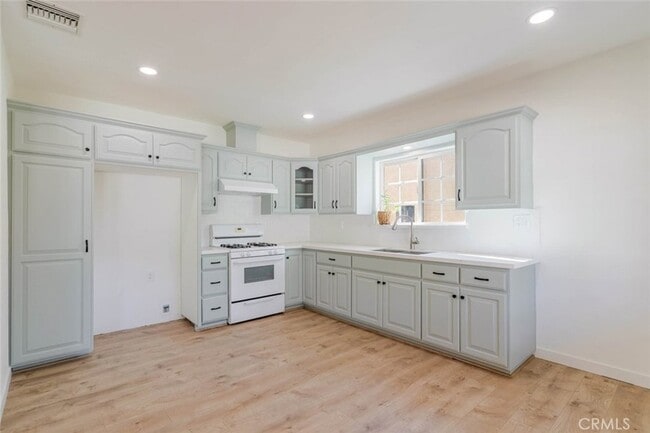 Foto del edificio - 13716 Judd St