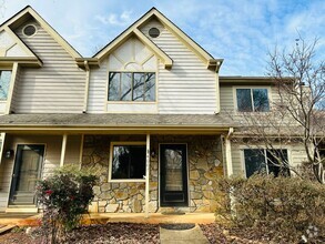 Building Photo - 4067 N Course Dr