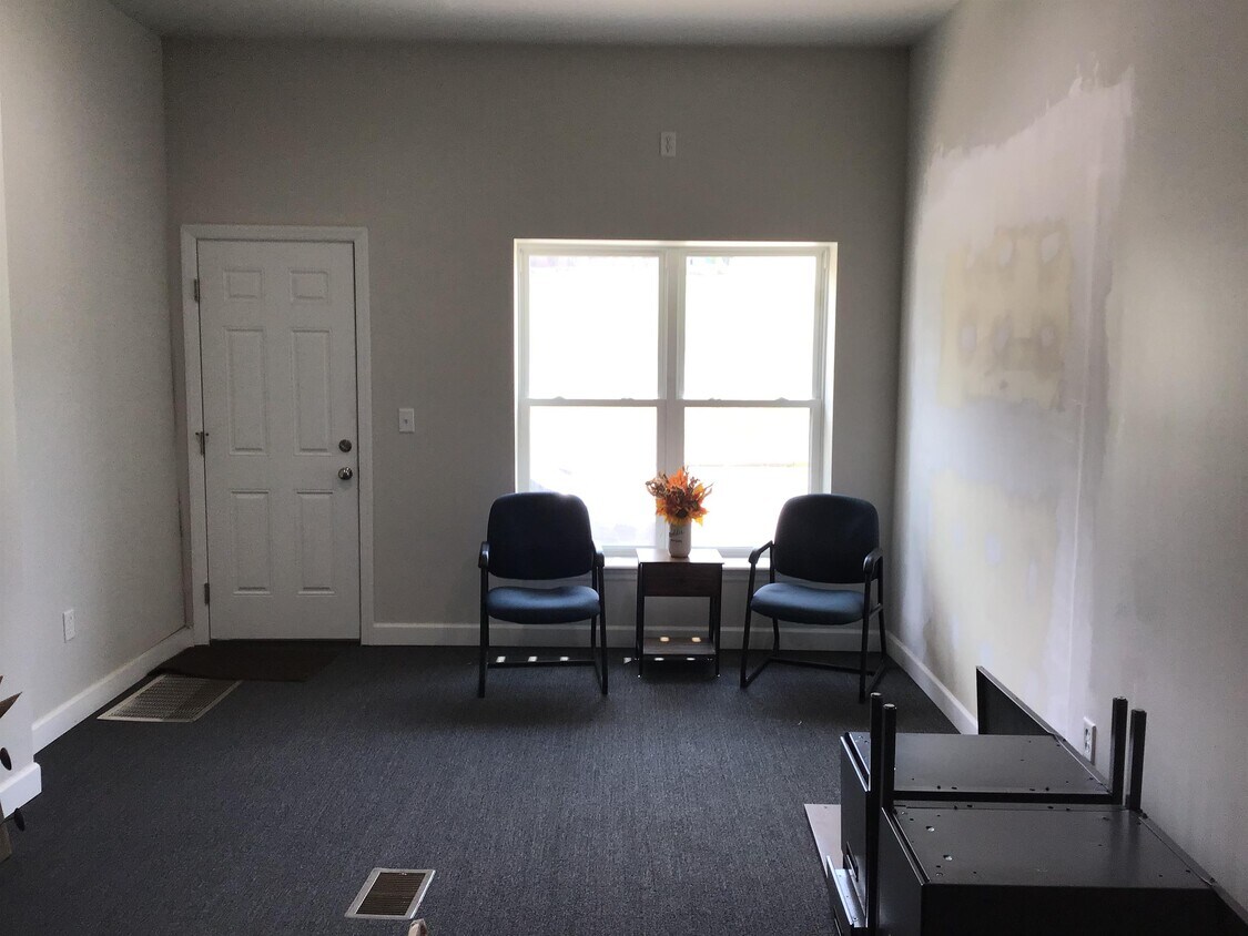 Photo - 125 Main St (New Eagle, PA)