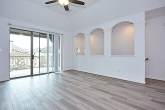Building Photo - 110 Detering St