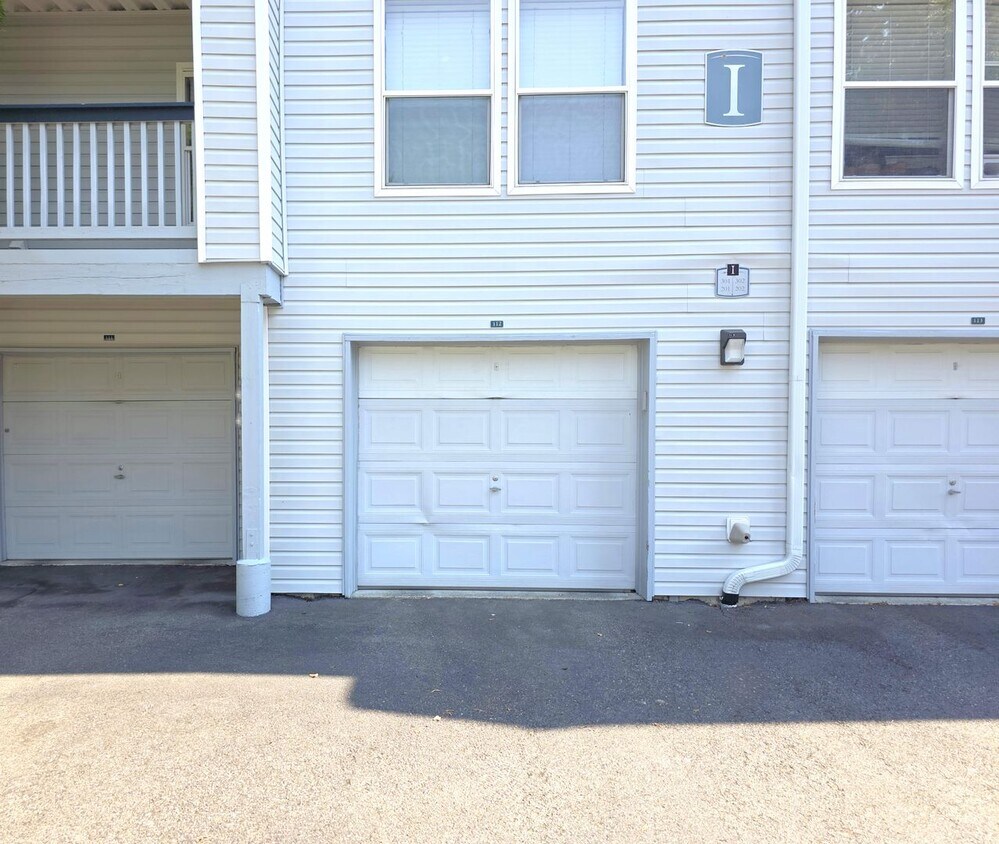 Foto principal - Latitude Condominiums 3 Bed, 2 Bath in Fed...
