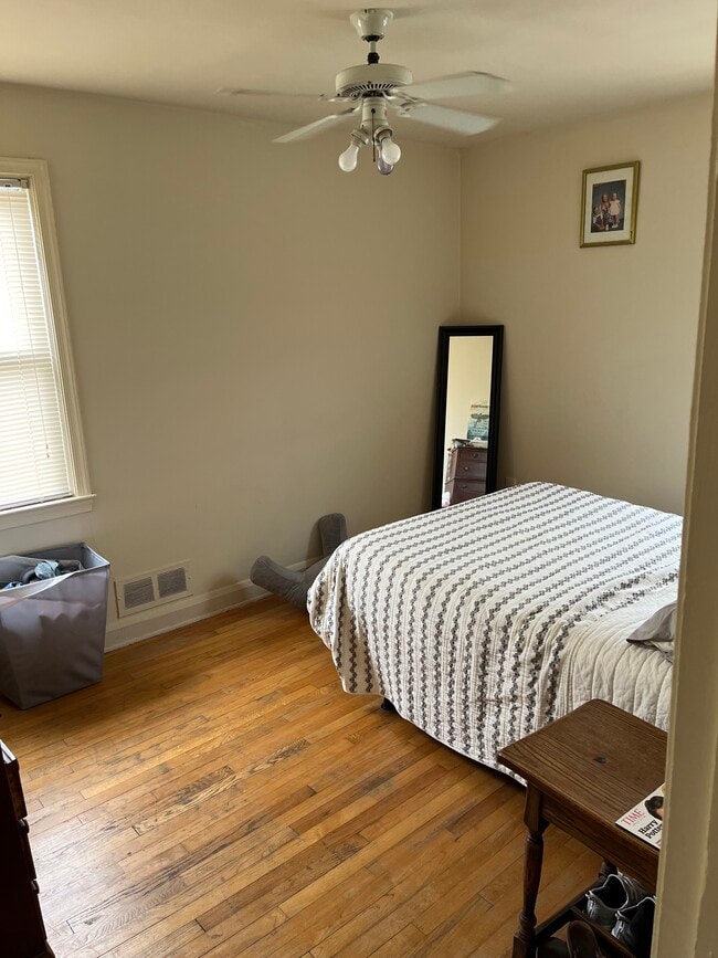 1318 Medfield Ave Unit 2nd Floor, Baltimore, MD 21211 1318 Medfield