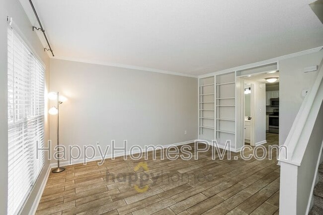 Building Photo - 1721 Boone Hall Dr