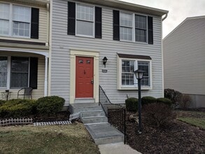 Building Photo - 3439 Statewood Dr