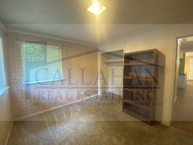 Building Photo - NLR 3 Bedroom Home
