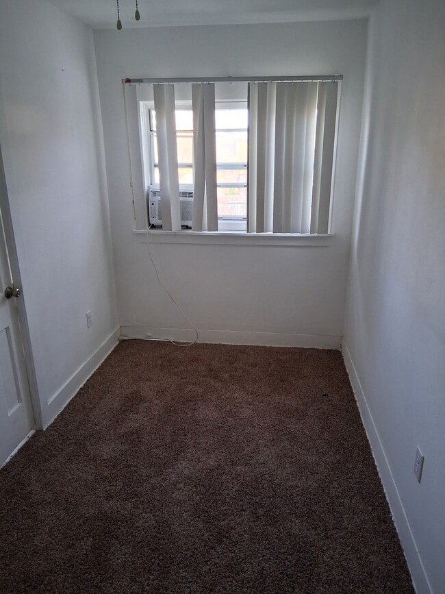 Building Photo - 1252 Fillmore St