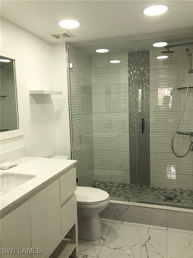 Foto del edificio - 1220 Wildwood Lakes Blvd