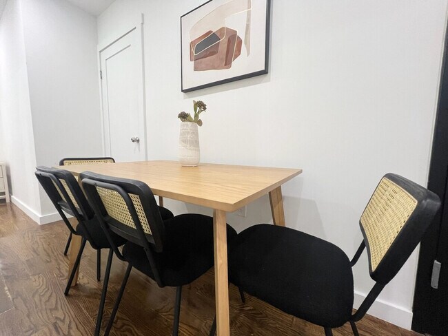 Foto del edificio - 18 Avenue B