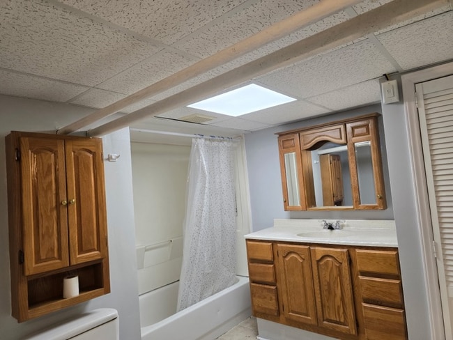 Building Photo - 106 Ruskin Dr