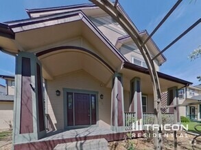 Building Photo - 385 Longspur Dr
