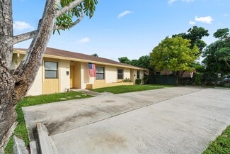 Building Photo - 3102 N Dixie Hwy