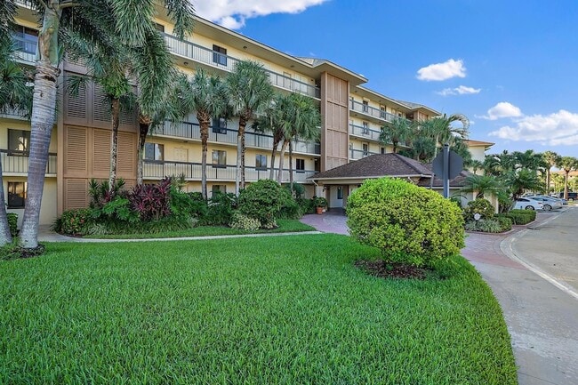 Building Photo - 2601 Marina Isle Way