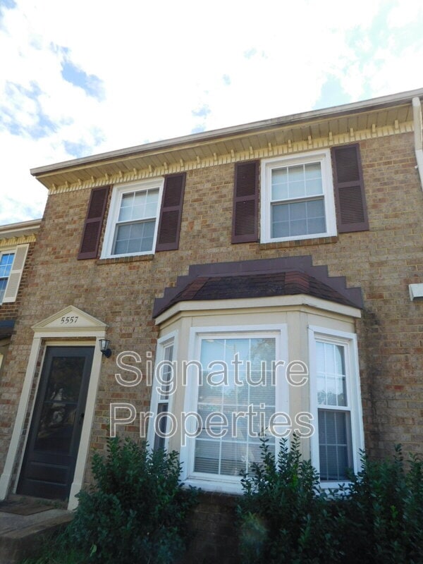 Photo - 5557 Old Guard Crescent Townhome