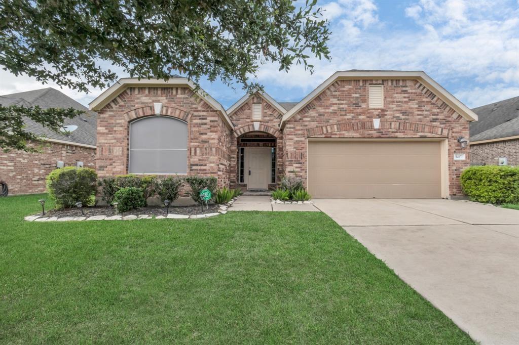Foto principal - 9407 Vista Falls Ct