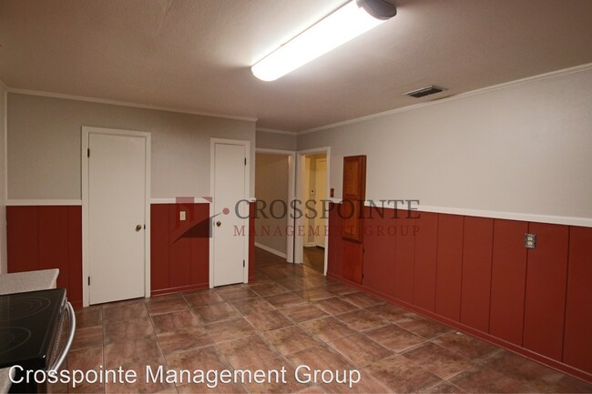 Building Photo - 2 br, 1 bath House - 12951 CR 431