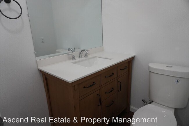 Foto del edificio - 3 br, 1.5 bath House - 1409 Wilson Rd