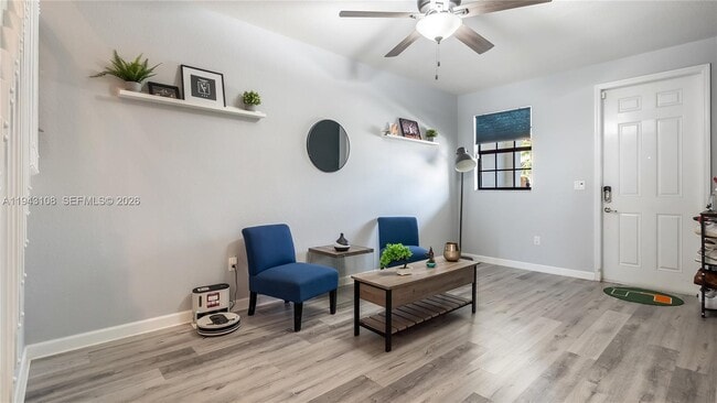 Building Photo - 141 SE 34th Terrace