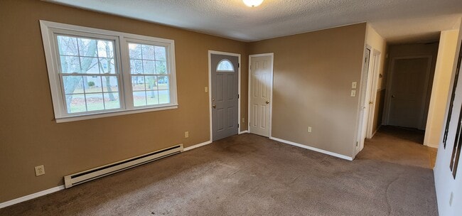 Building Photo - 400 Ashwood Ave