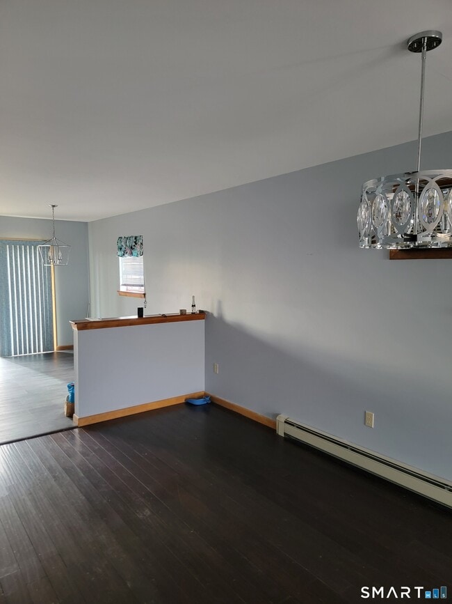 Building Photo - 235 High Ridge Dr