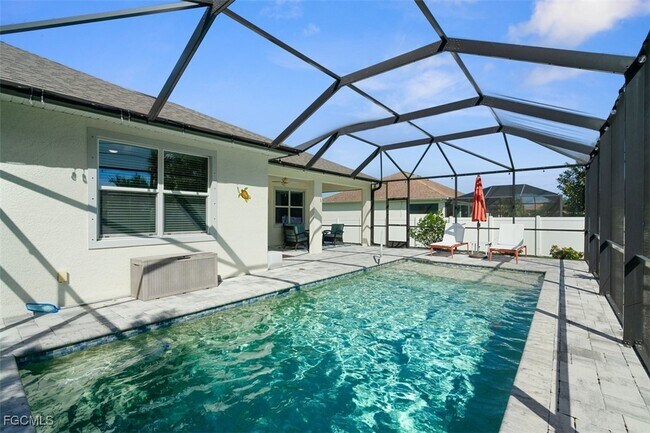 Foto del edificio - 825 SE 5th Pl