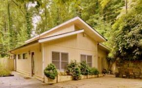 Primary Photo - 413 Comet Dr
