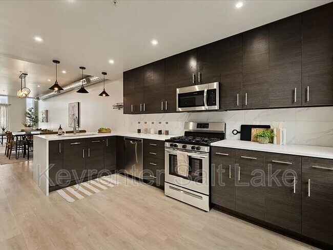 Foto del edificio - 15 E Kensington Ave